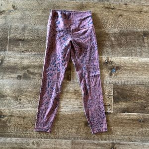 Lululemon Align Camo Ancient Copper Graphite High-Rise
Jacquard leggings